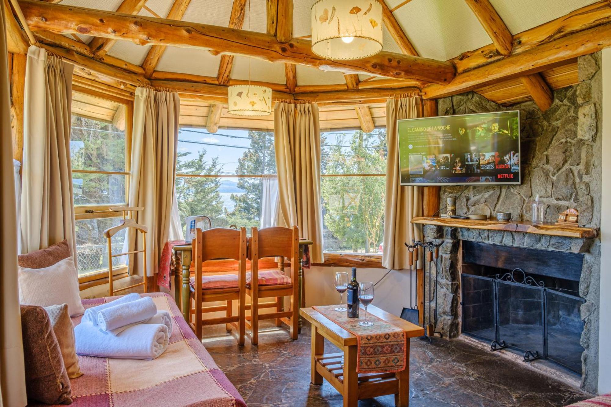 Apart Hotel Del Arroyo San Carlos de Bariloche Bilik gambar